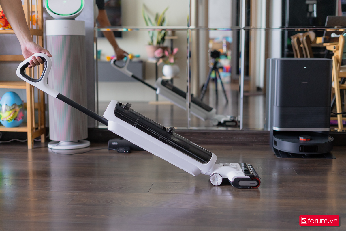 Máy hút bụi lau sàn khô và ướt đa năng Mova K20
