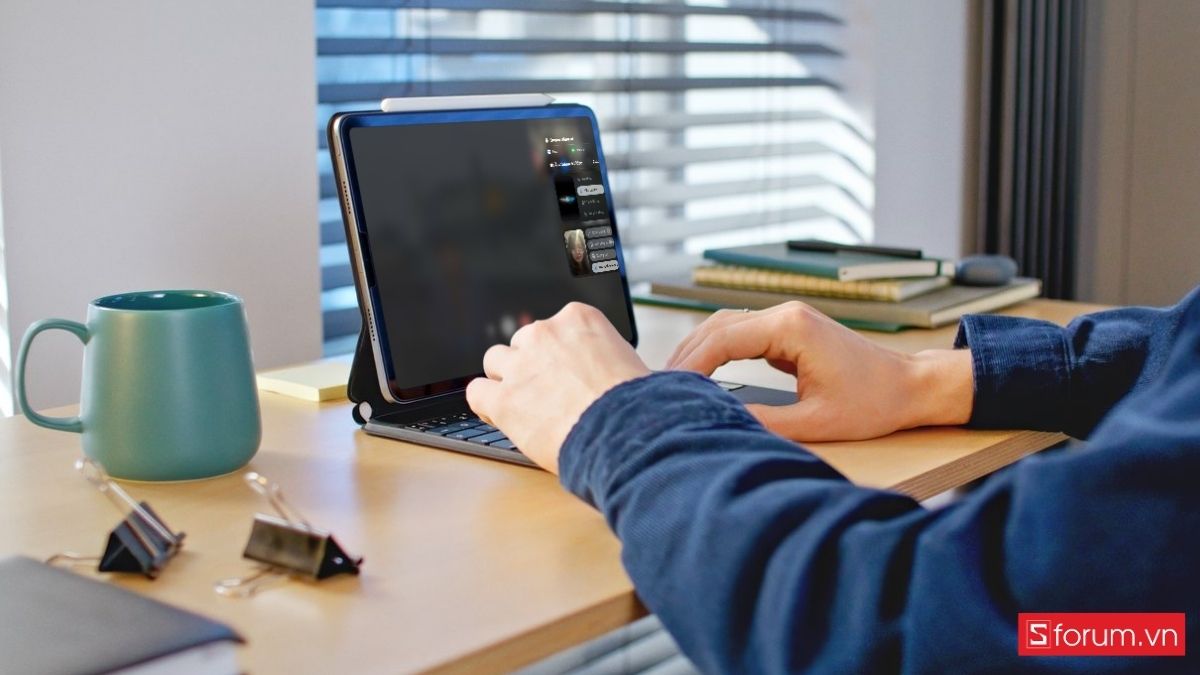  iPad Air còn hỗ trợ Apple Pencil và bàn phím rời