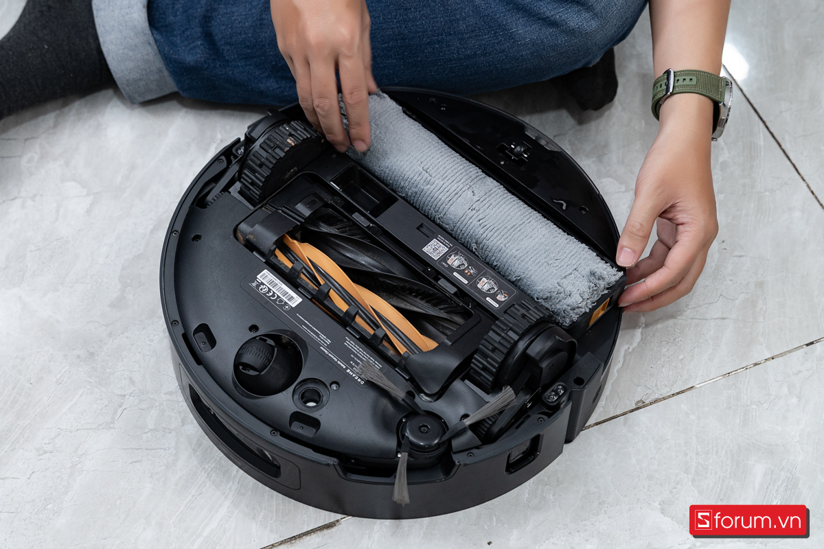 Aqua 10 Pro Track là lực hút lên đến 25.000Pa