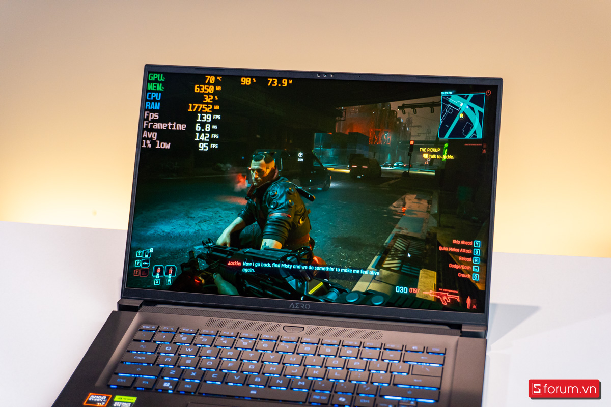 AERO X16 lại sở hữu lợi thế ở RAM khi trang bị sẵn 32GB DDR