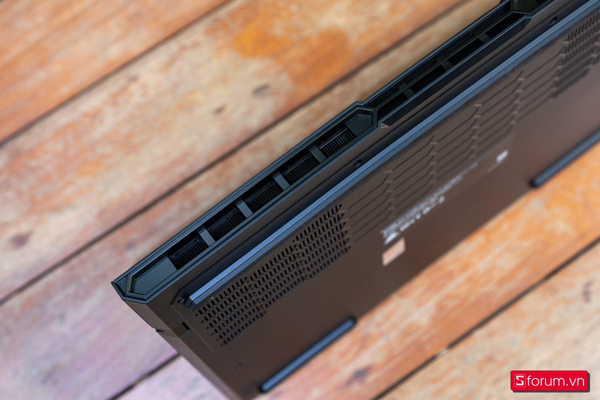 Thiết kế tản nhiệt Legion 5 2025