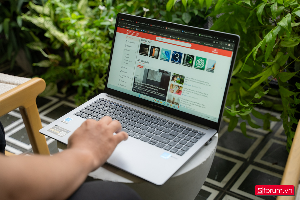 ASUS ExpertBook P1 có đủ sức cân đến ngày ra trường
