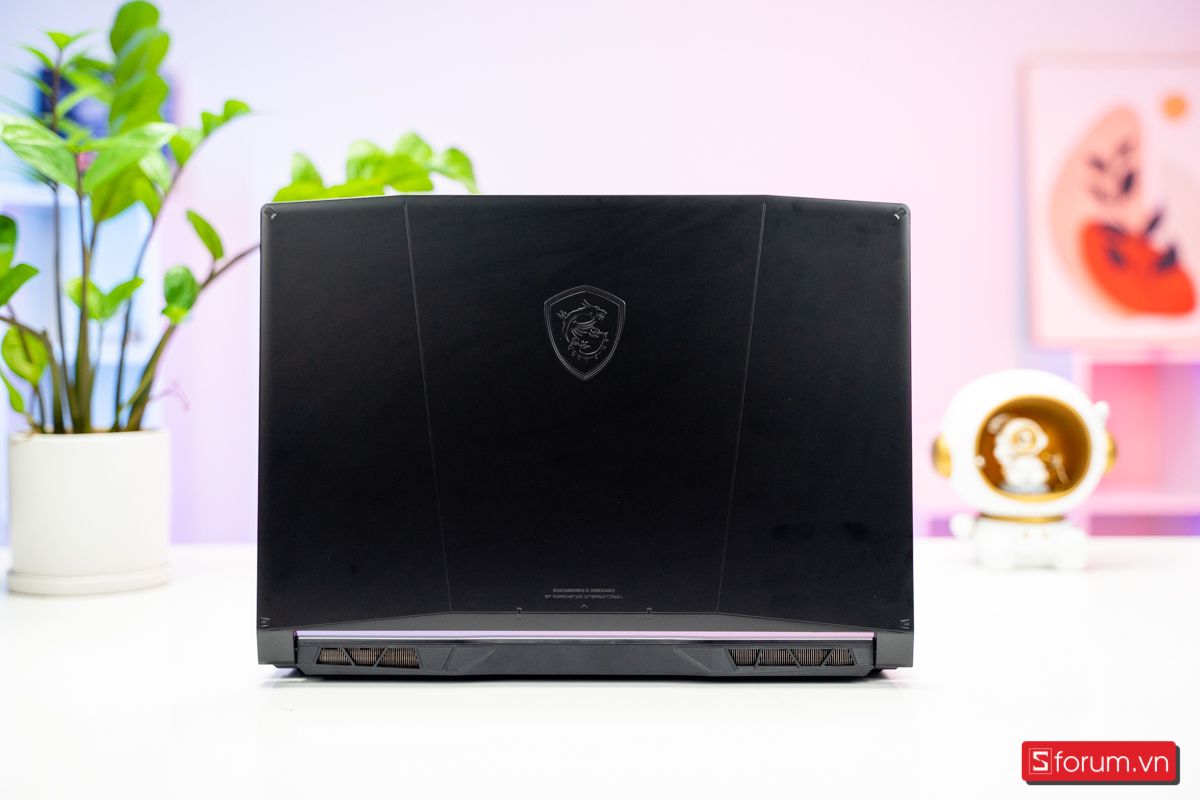 Thiết kế Katana 15 HX mang đúng chất gaming MSI