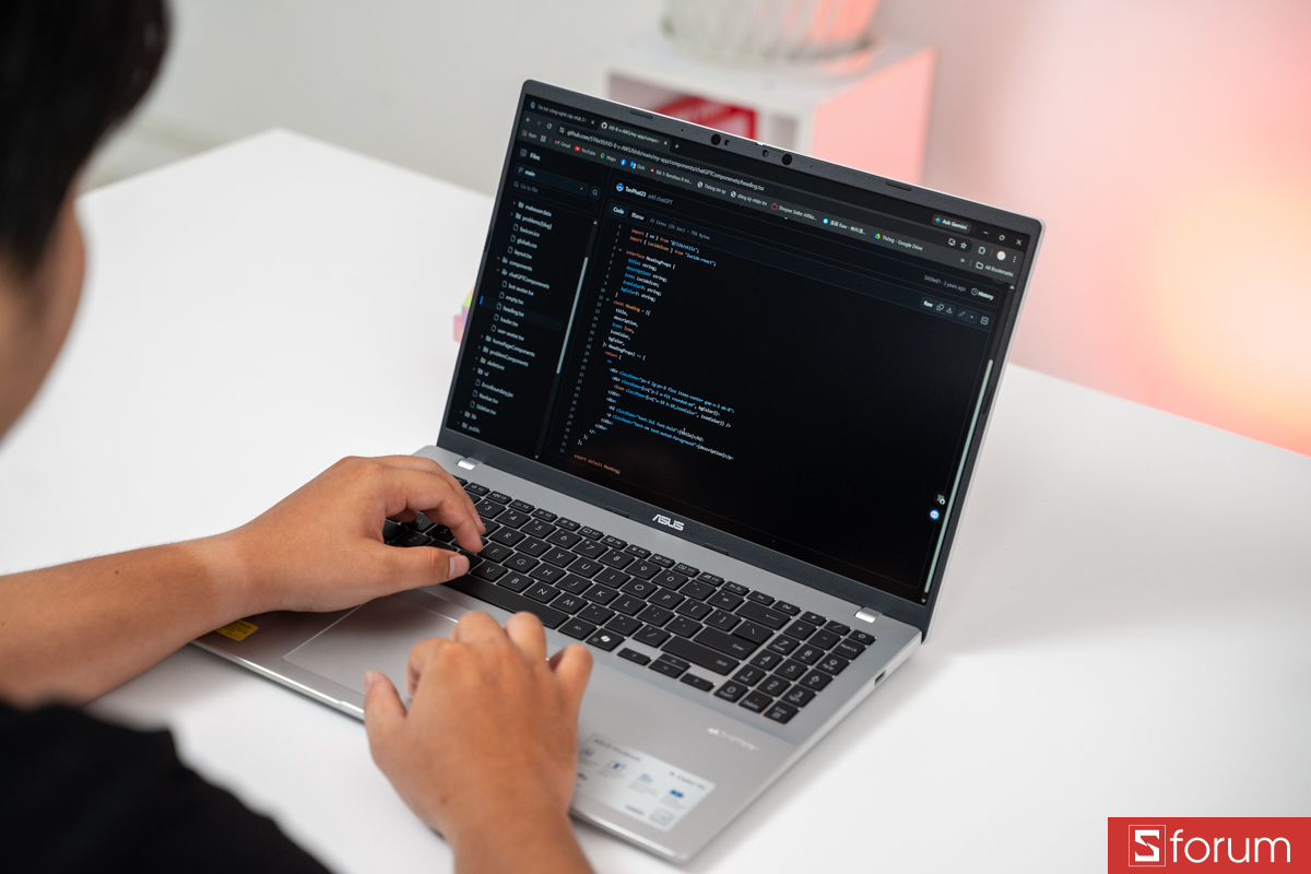Top 3 Laptop Ultrabook phân khúc 25 triệu. Mỏng nhẹ, đẹp và hiệu năng ổn áp