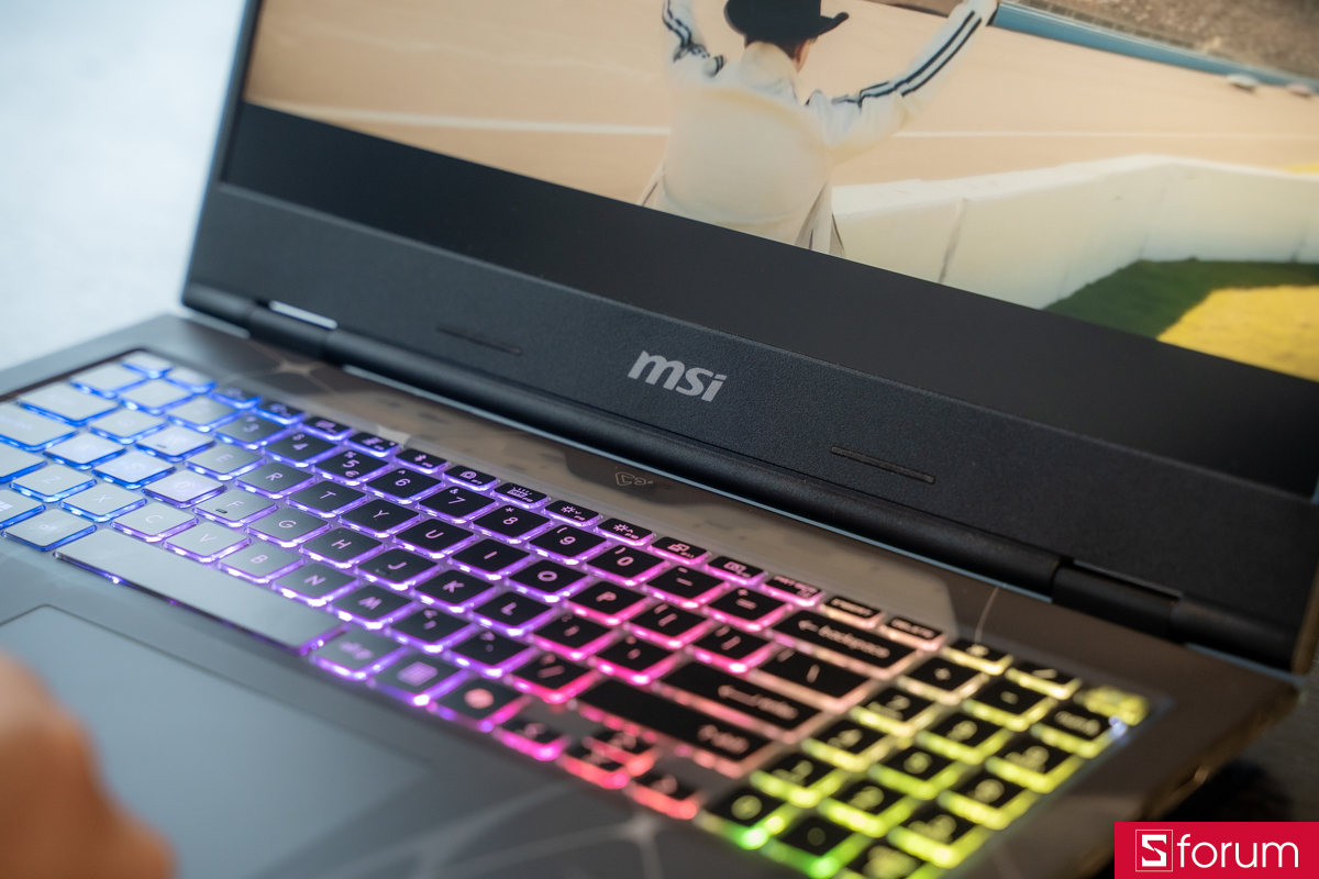 Chất lượng màu chỉ ở mức trung bình với độ phủ 45% NTSC