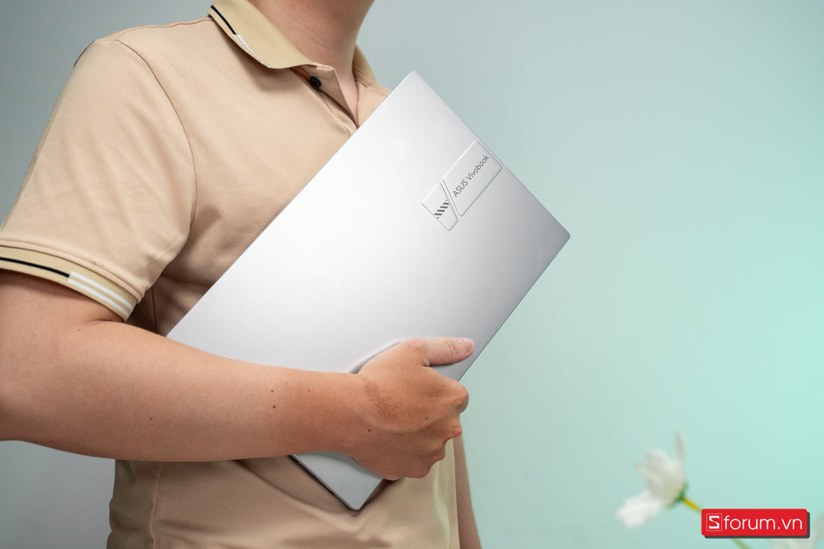 Laptop ASUS Vivobook 14 X1404VA