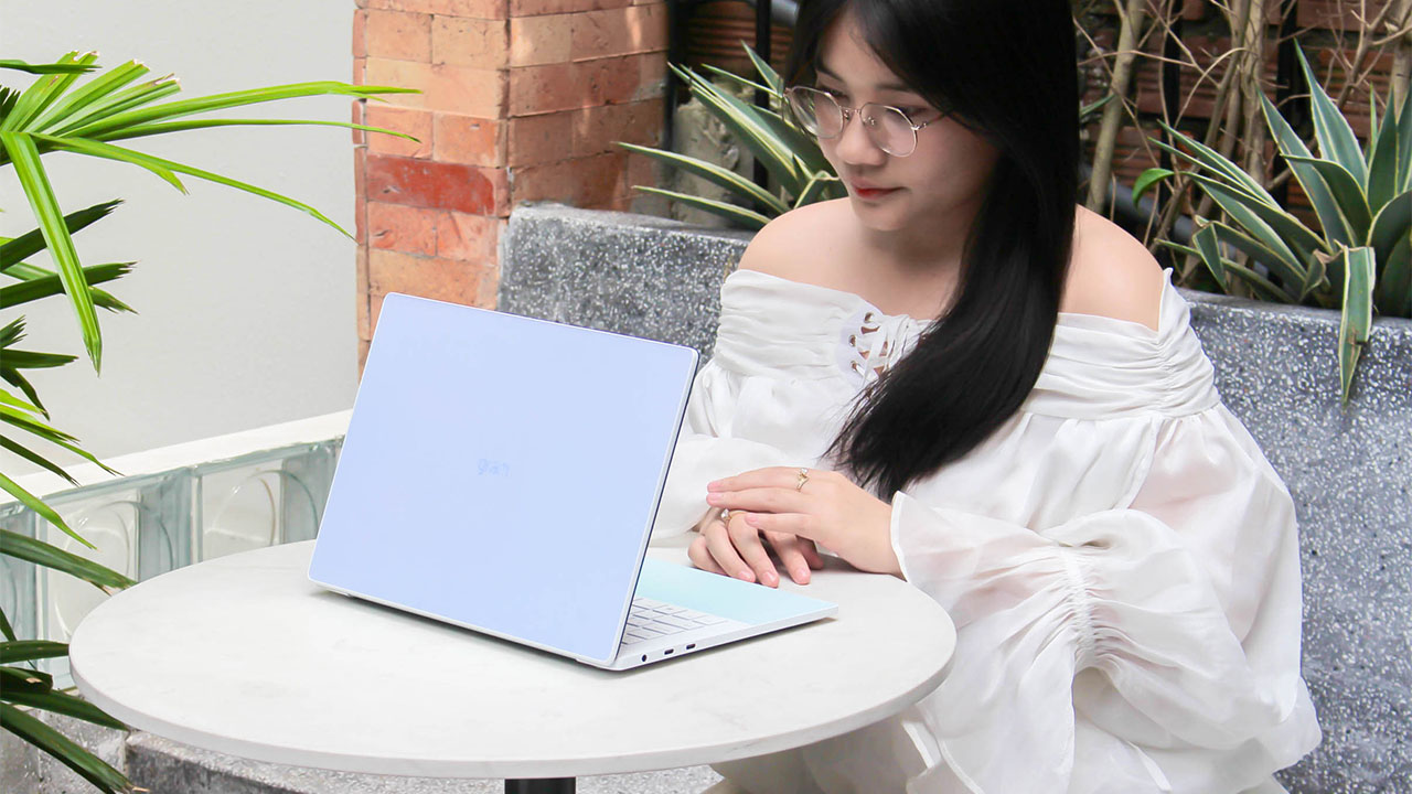 Laptop mỏng nhẹ cũ 15 triệu có đáng mua không? Đây là 5 lựa chọn “xịn- giá hời” nhất dịp cuối năm cho bạn! Laptop mỏng nhẹ cũ 15 triệu có đáng mua không? Đây là 5 lựa chọn “xịn- giá hời” nhất dịp cuối năm cho bạn!