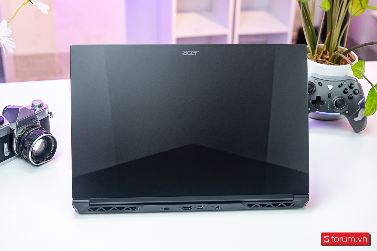 Laptop gaming 16GB RAM 20 triệu
