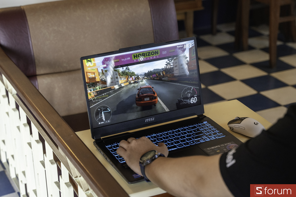 Laptop gaming 16GB RAM 20 triệu