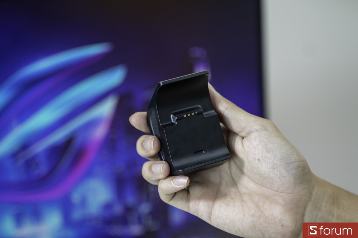 Trên tay ROG Raikiri II Xbox Wireless