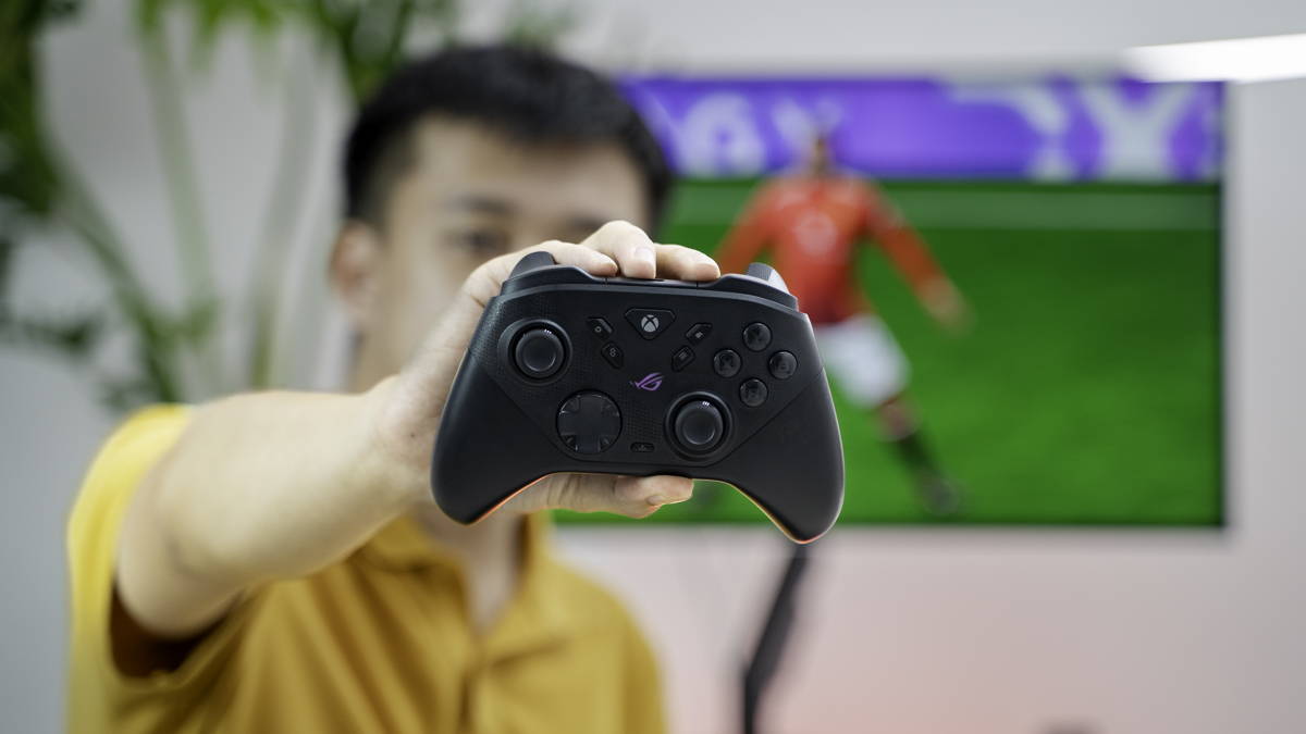 Trên tay ASUS ROG Raikiri II Xbox Wireless: Tay cầm Xbox “siêu phẩm”, joystick TMR, 4 nút lập trình, giá 5.9 triệu