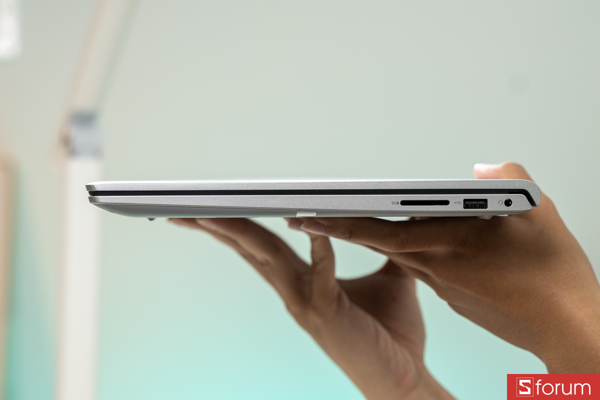 Trên tay Dell Inspiron 15 3530