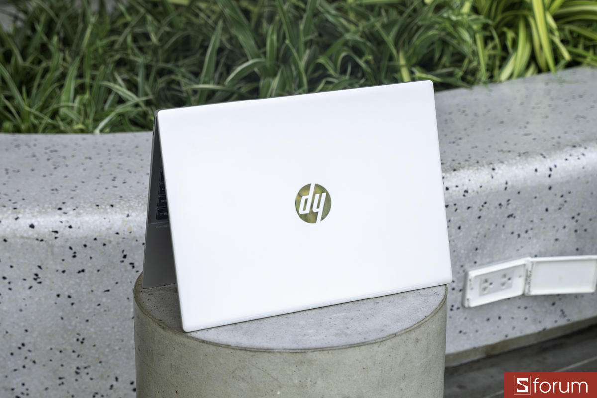 Đánh giá thiết kế Laptop HP OmniBook 5