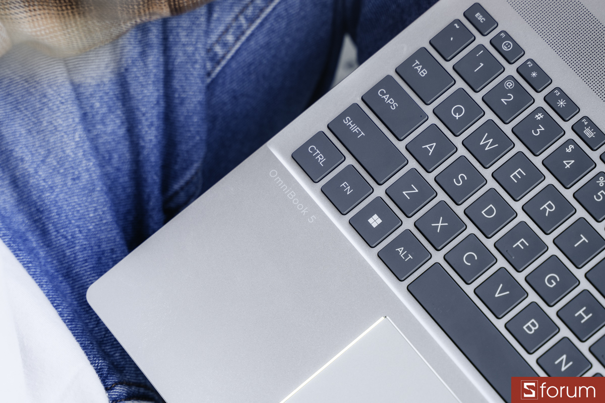 Các thao tác cuộn, zoom, chuyển tab phản hồi nhanh