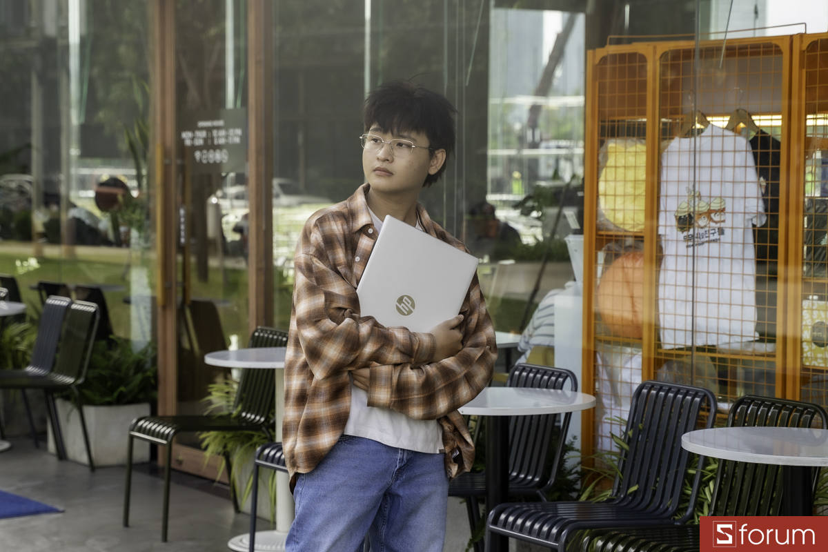 Trên tay HP OmniBook 5