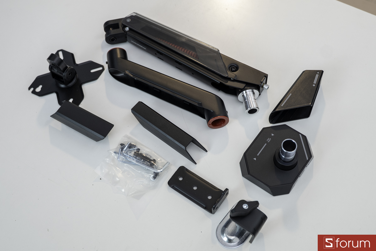 Trên tay Arm màn hình HyperWork Alpha Pro Gen 2