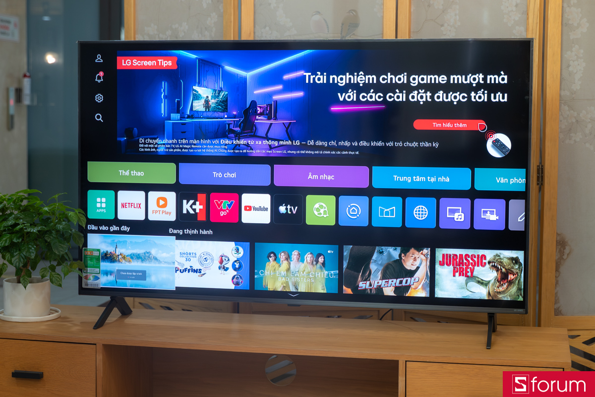 LG QNED 4K 55 inch 2025 được trang bị hệ thống loa 2.0 kênh công suất 20W