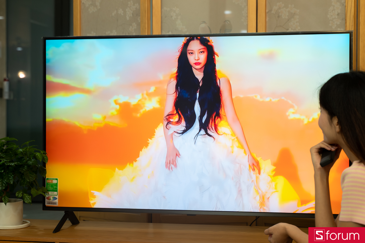 Thiết kế LG QNED 4K 55 inch 2025