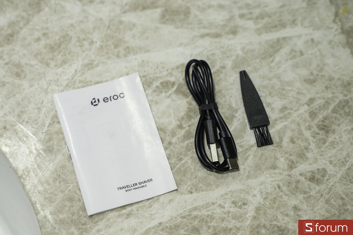 Mở hộp Traveller Eroc KKXZ021