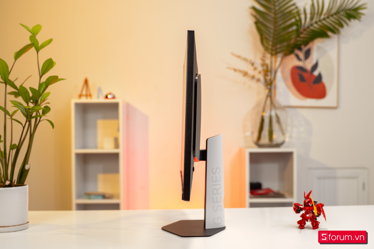 Dòng chữ G SERIES nổi bật