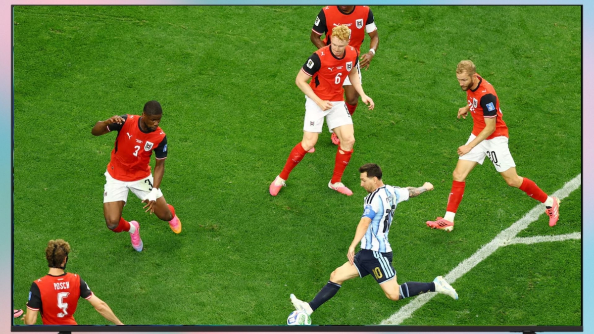 Sẵn sàng cho vòng knock out World Cup 2026: OLED hay QLED trên 20 triệu mới là lựa chọn đáng đầu tư?