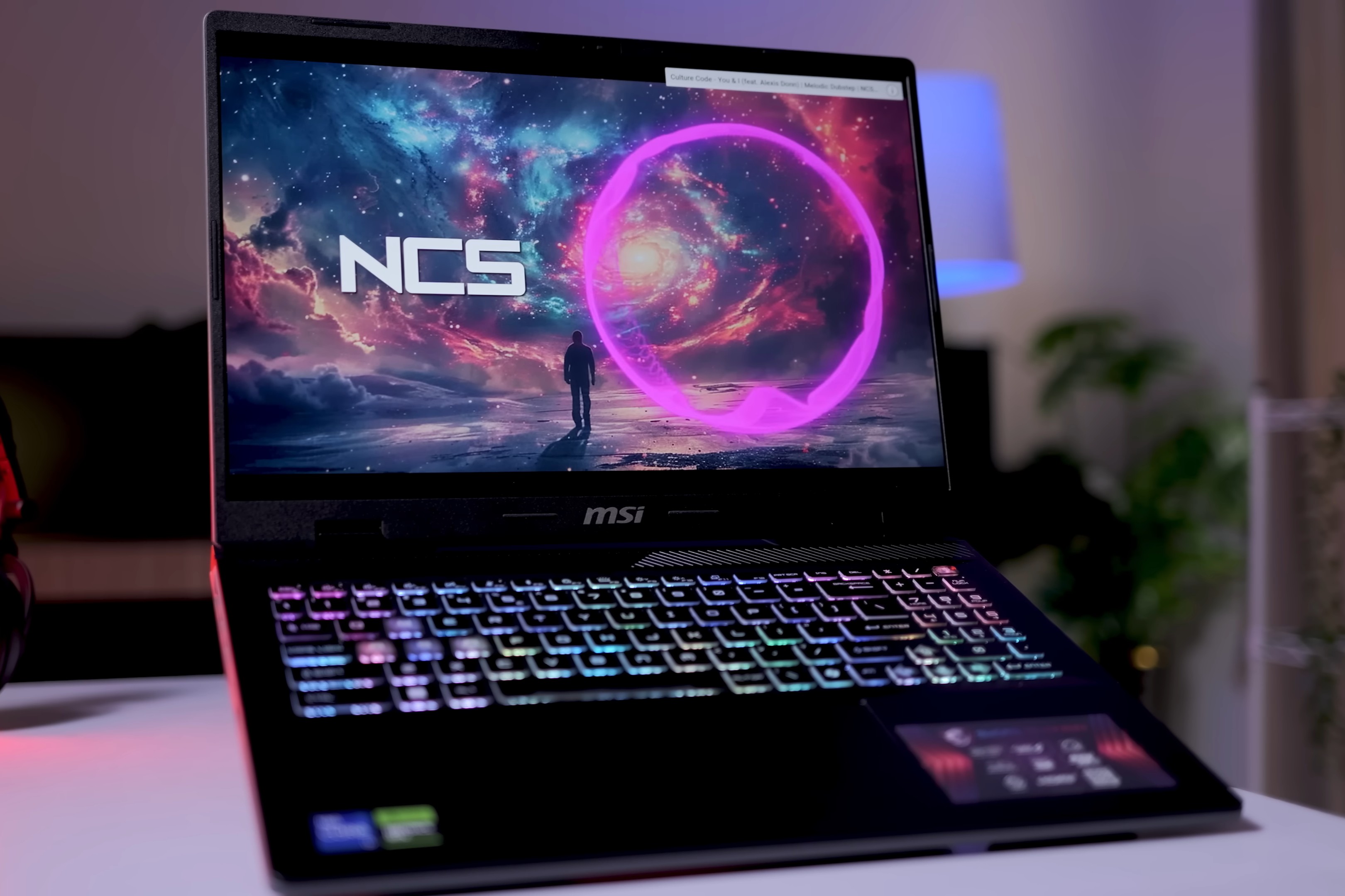 Đánh giá Laptop MSI Sword 16 HX
