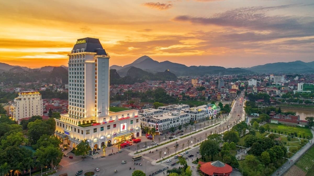 Ảnh đẹp thành phố miền Bắc nhộn nhịp