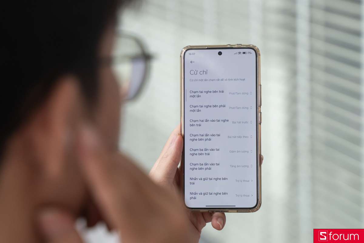 Xiaomi Redmi Buds 6 Play cho phép tuỳ chỉnh thao tác cảm ứng trong app