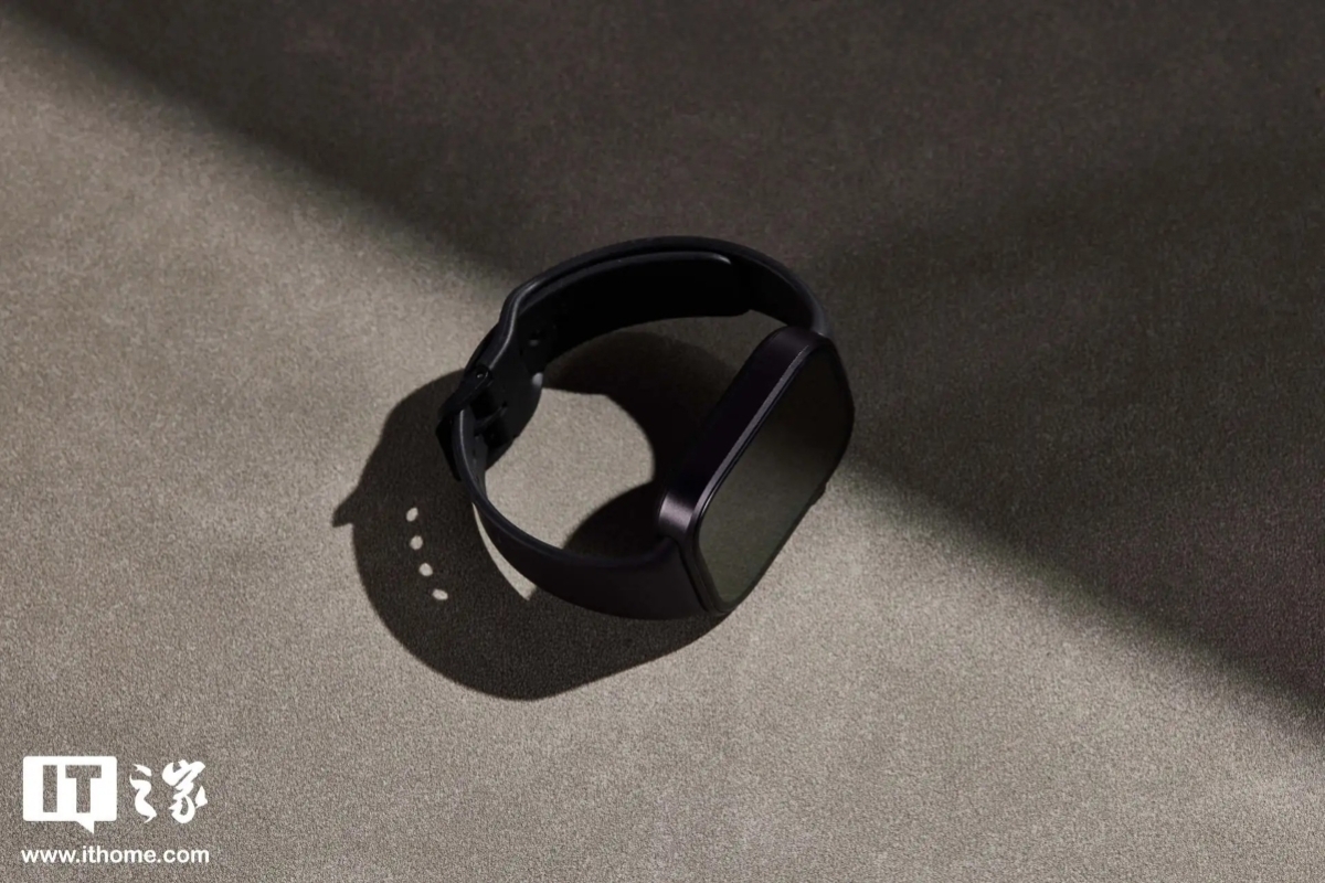 Cạnh trái của REDMI Watch 6