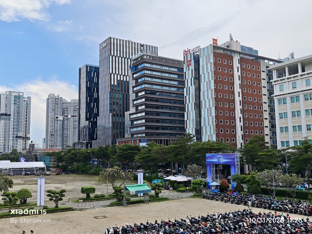 Ảnh chụp đủ sáng của Xiaomi 15