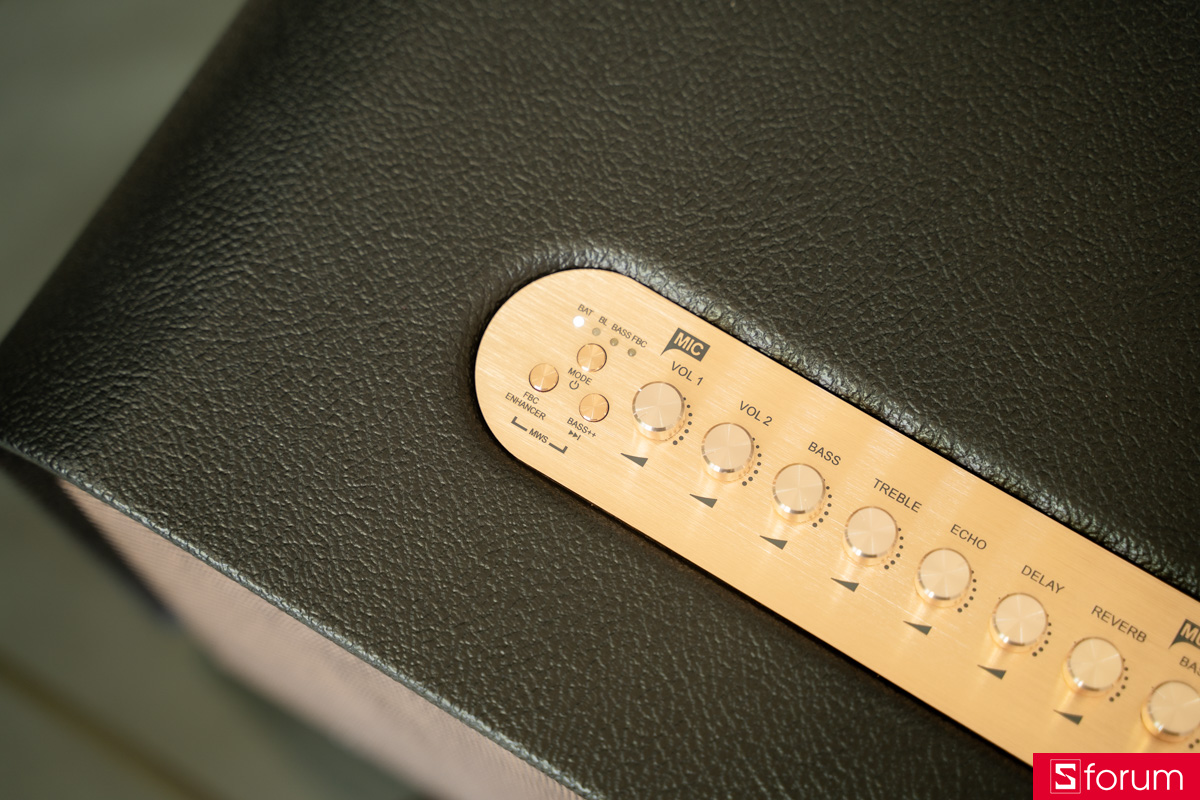 Cận cảnh các núm chức năng của loa ACNOS Acoustic 3S