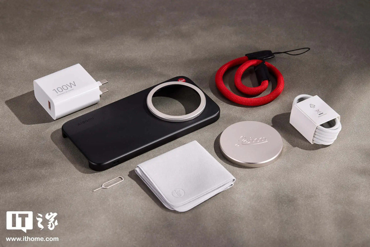 Toàn bộ phụ kiện được trang bị kèm trong hộp của Xiaomi 17 Ultra Leica Edition