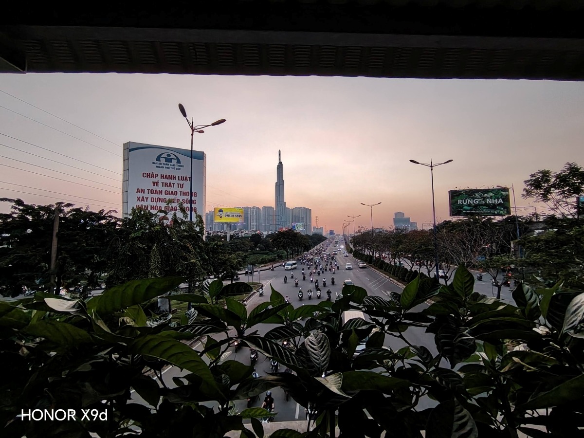 Ảnh chụp từ camera góc rộng 5MP của HONOR X9d