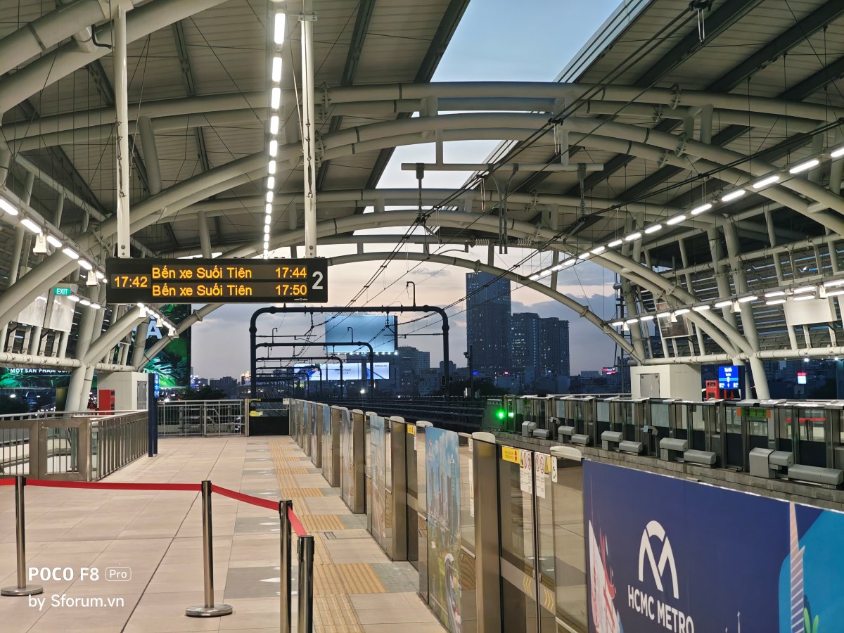 Ảnh chụp từ camera tele đủ sáng của POCO F8 Pro