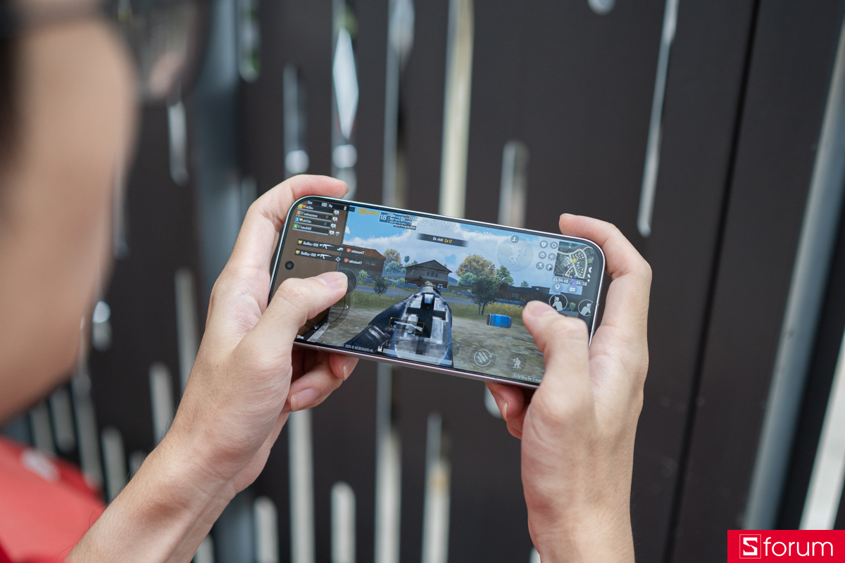 Các tựa game như PUBG Mobile chỉ là chuyện nhỏ với POCO F8 Pro