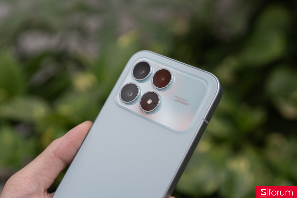 Cụm camera của POCO F8 Pro được làm cách điệu