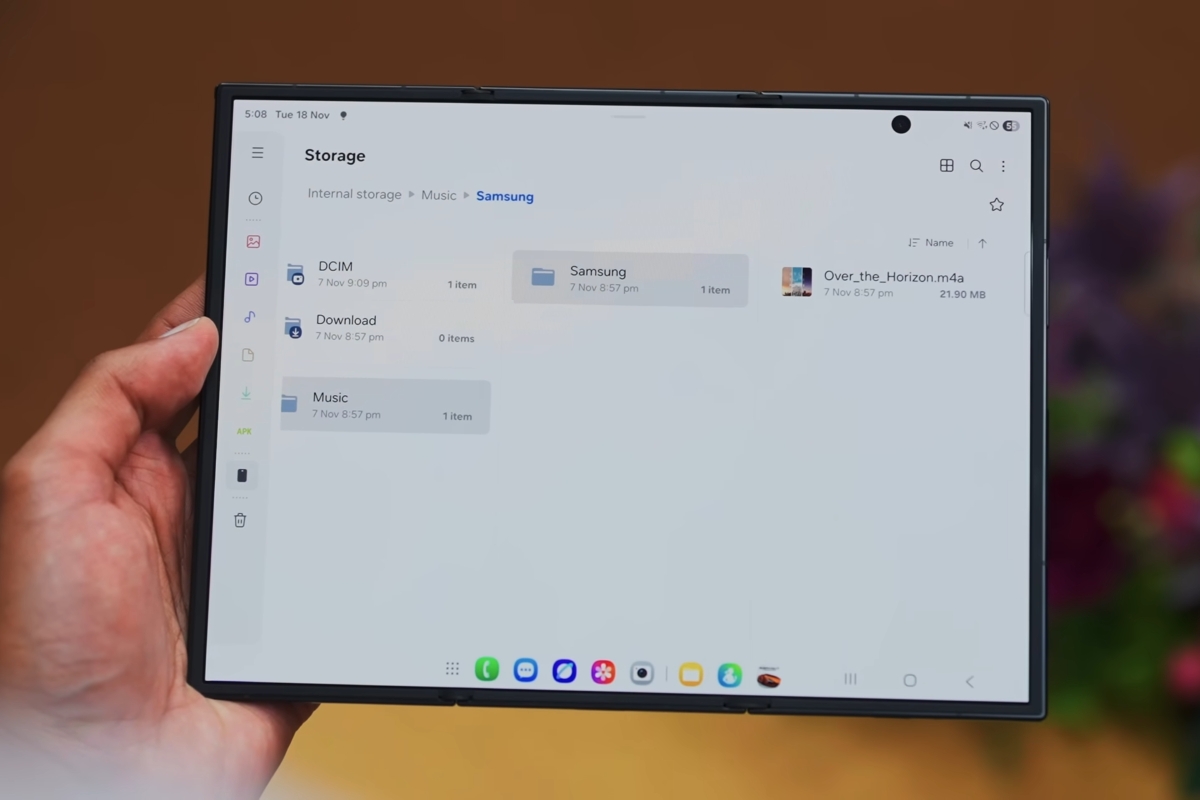 Giao diện File Manager của Samsung Galaxy Z TriFold