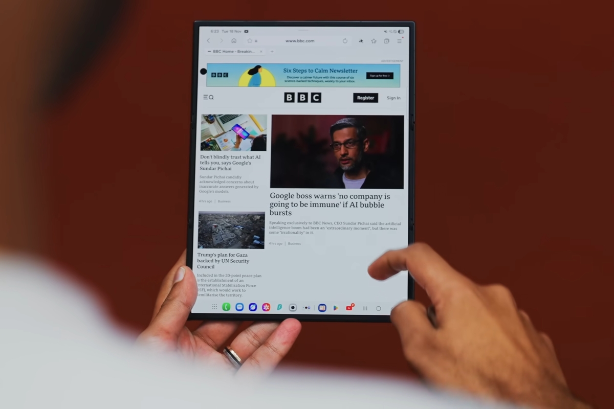 Giao diện dọc của Samsung Galaxy Z TriFold