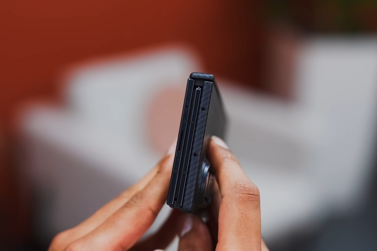 Ốp lưng của Samsung Galaxy Z TriFold