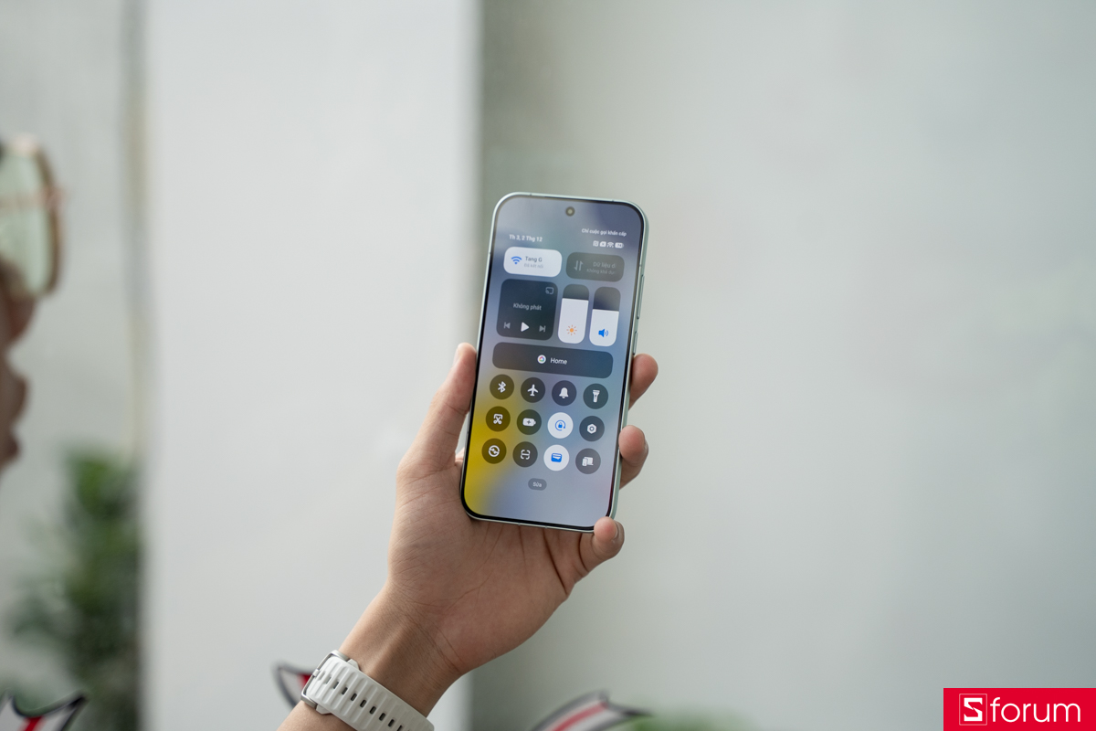 Giao diện control center của HyperOS 3 trên Xiaomi POCO F8 Pro