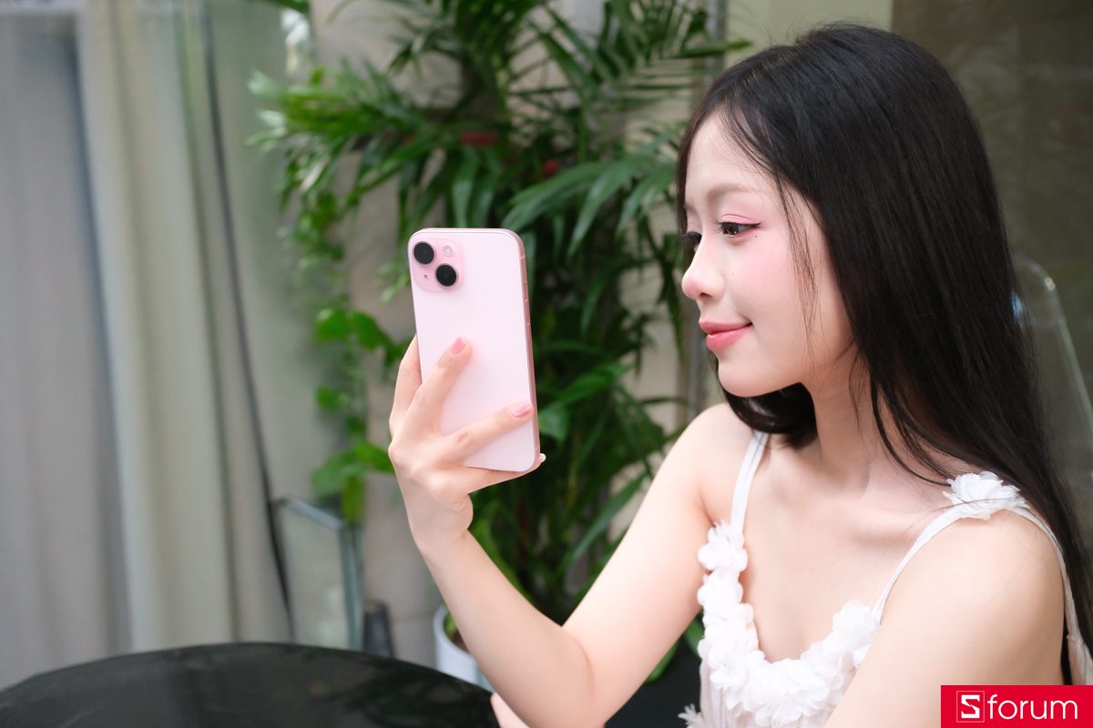 Đánh giá thời lượng pin của iPhone 15 ở năm 2026