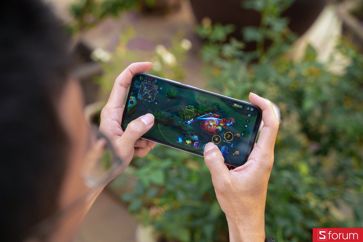 OPPO A6t cho khả năng chơi Liên Quân khá ổn