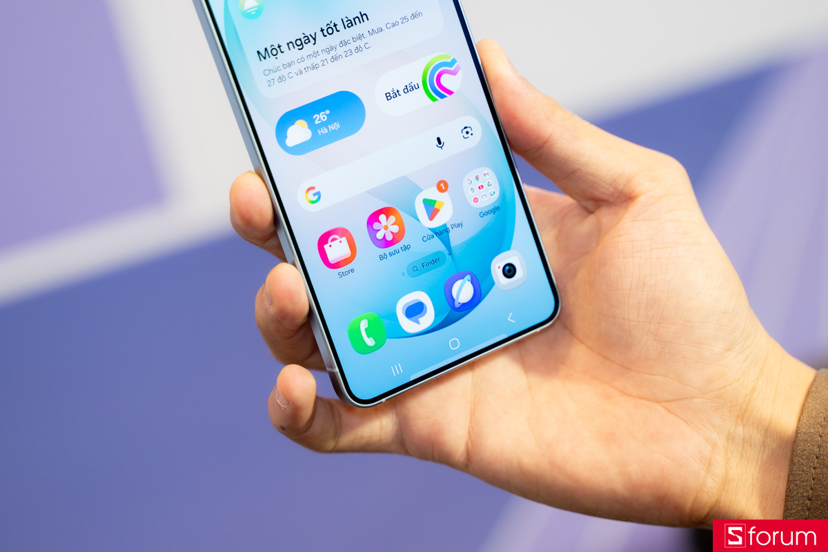 Trên tay Samsung Galaxy S26 về phần màn hình