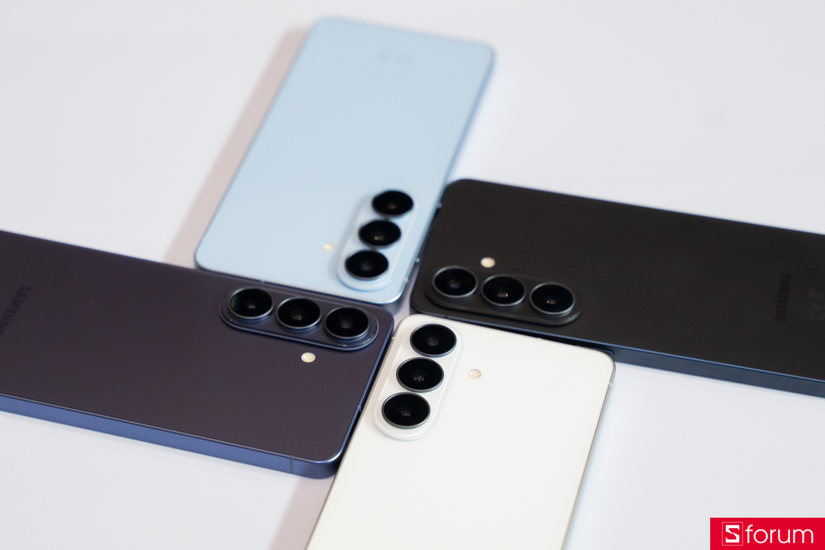 Trên tay Samsung Galaxy S26 về pin và sạc nhanh