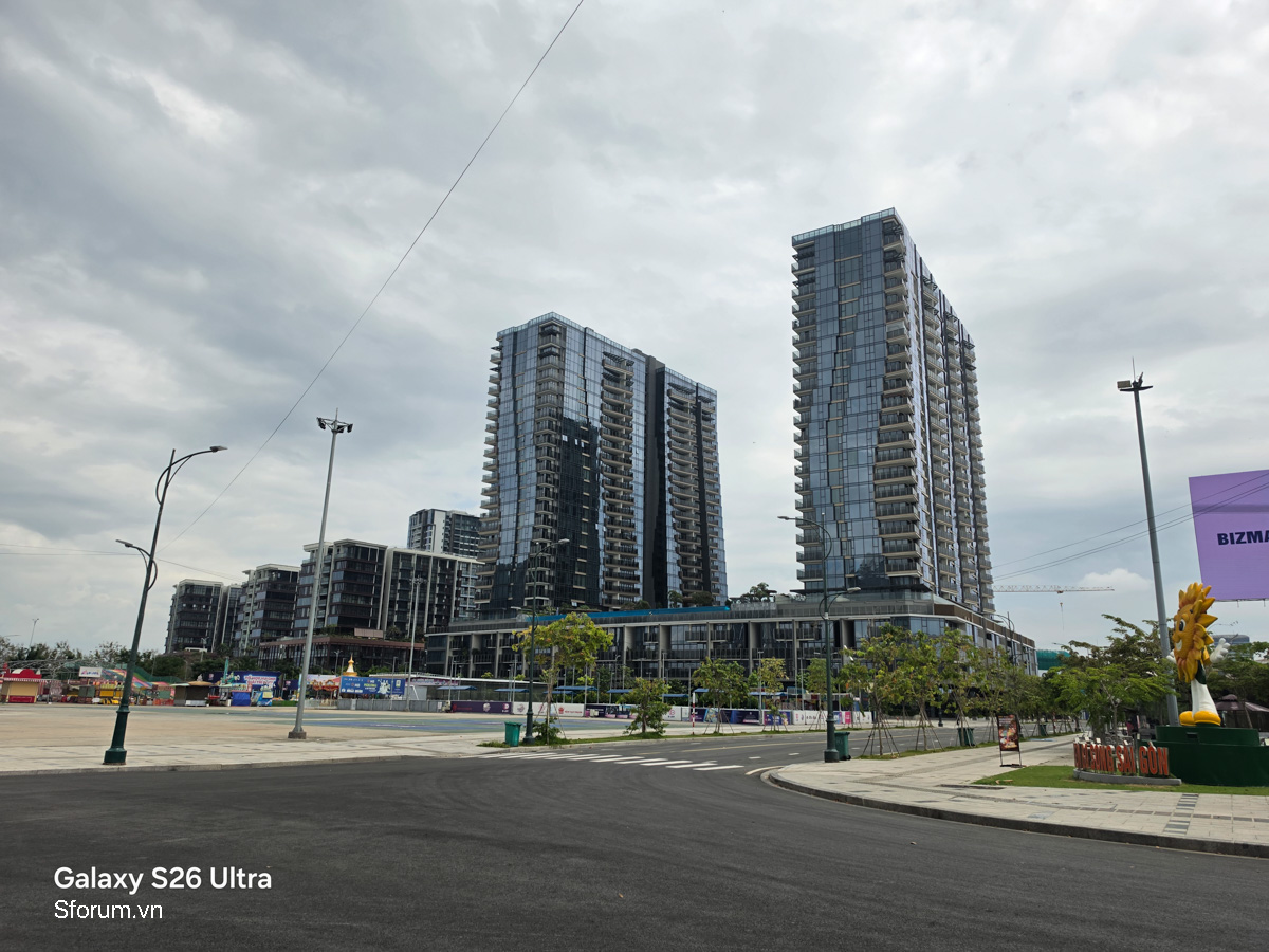 Đánh giá camera Samsung Galaxy S26 Ultra qua camera chính đủ sáng