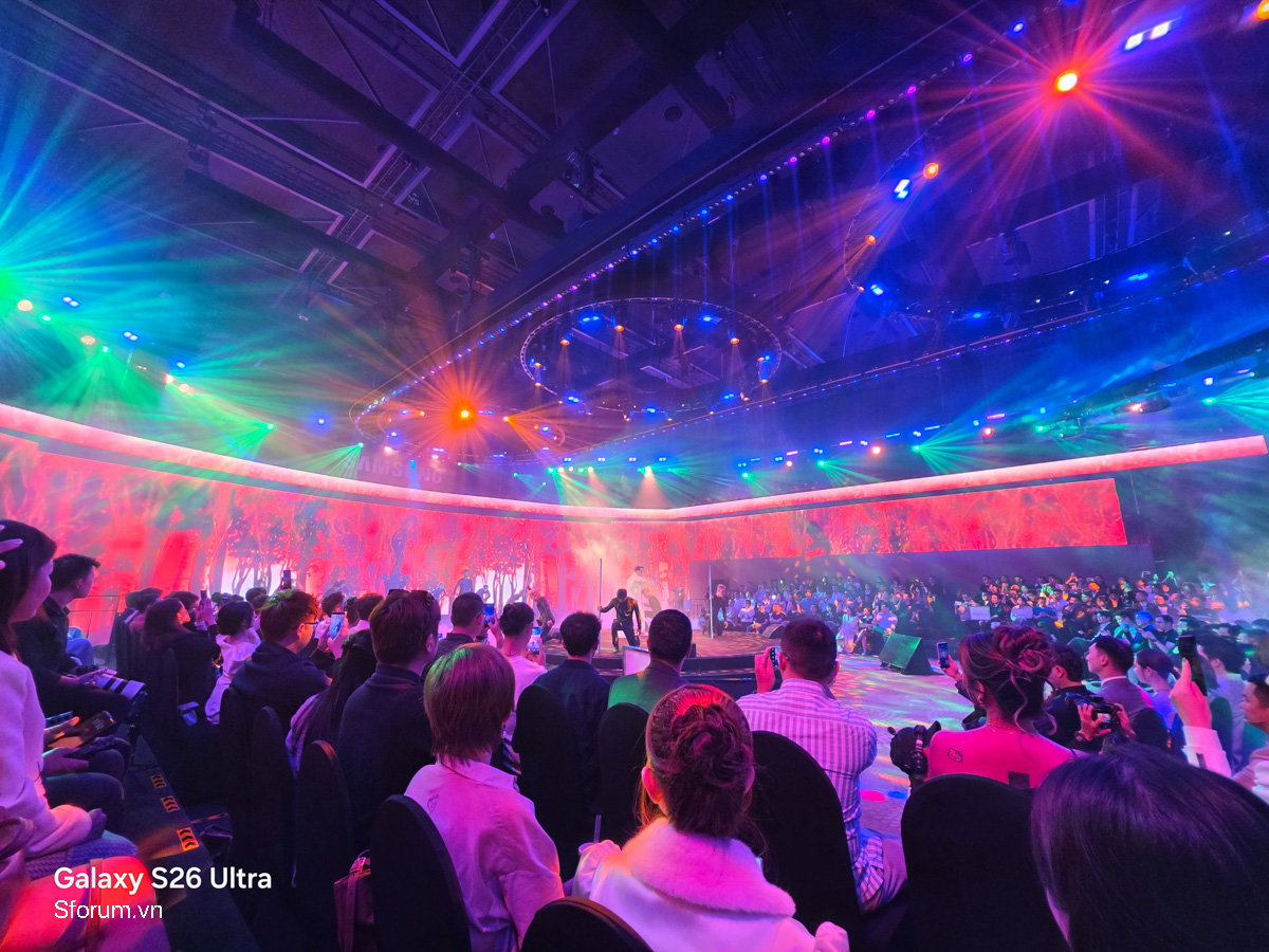 Đánh giá camera Samsung Galaxy S26 Ultra qua ảnh góc rộng thiếu sáng