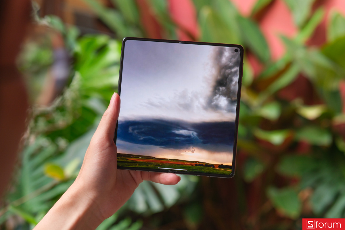 Đánh giá chất lượng hiển thị của HUAWEI Mate X7