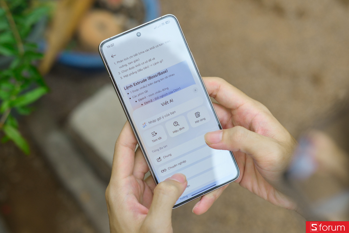 Đánh giá HyperOS 3 về giao diện của cửa sổ công cụ viết AI