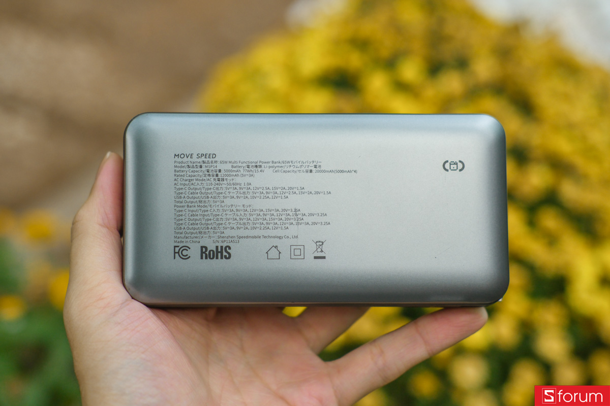 Trên tay thiết kế của MoveSpeed 20.000mAh 65W 1A1C