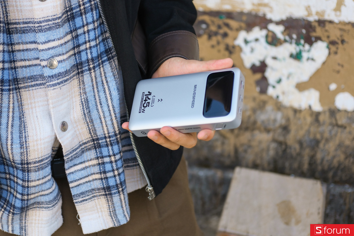 Trên tay thiết kế của pin dự phòng MoveSpeed M25 Pro